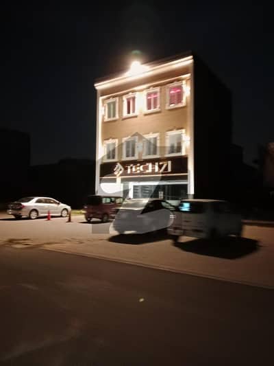 COMMERCIAL PLAZA FOR SALE / BEST RENATL INCOM PLAZA FOR SALE / LAHORE PROPERTY FOR SALE