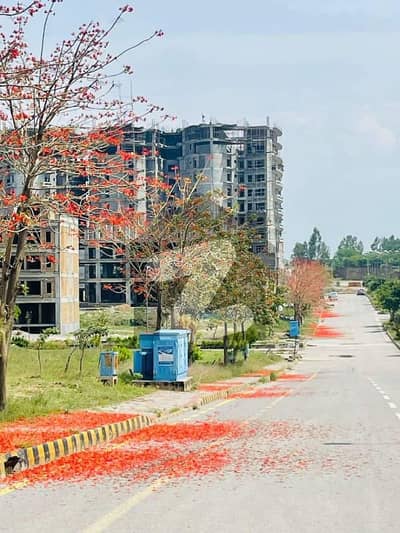 ٹاپ سٹی 1 - بلاک بی ٹاپ سٹی 1,اسلام آباد میں 18 مرلہ رہائشی پلاٹ 3.2 کروڑ میں برائے فروخت۔