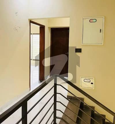 3Bed DDL 125 Sq Yd Villa FOR SALE At Precicnt-10B (All Amenities Nearby) Heighted Location Investor Rates 3Bed DDL 125 Sq Yd Villa FOR SALE At Precicnt-10B (All Amenities Nearby) Heighted Location Investor Rates