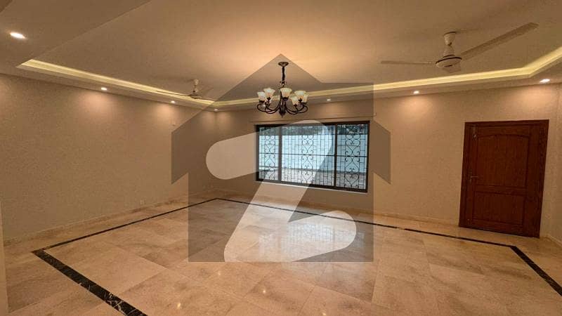 1000 Sq Yd House Available For Rent In F-8 1000 Sq Yd House Available For Rent In F-8