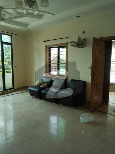 Open Face 14 Marla Upper Portion In A Prime Location Of Islamabad Orignal Pic