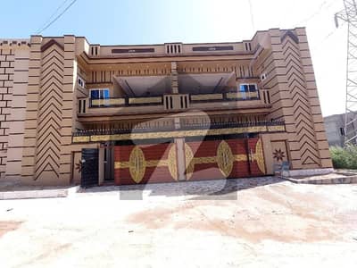 SNOBER CITY HOUSE FOR SALE 1.5 STOREY