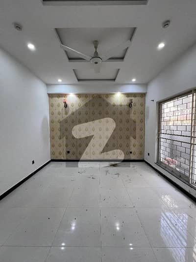 3 Bedroom Upper Portion Available For Rent Only Female