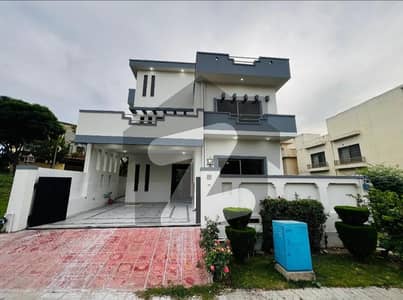 10 Marla House Well Maintained Solid Construction Dha Phase 2 ISB