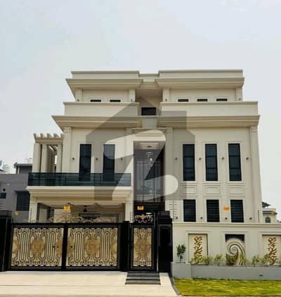 Prime Location Citi Housing Society 10 Marla House Up For sale