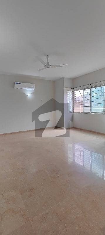 Beautiful Ground Floor + Basement Available For Rent F-7, Islamabad Beautiful Ground Floor + Basement Available For Rent F-7, Islamabad