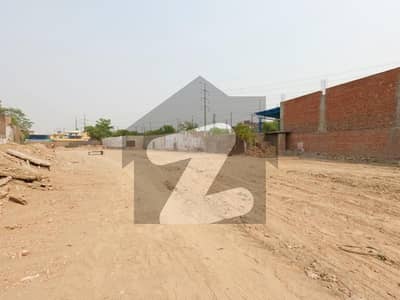 رِنگ روڈ لاہور میں 10 مرلہ کمرشل پلاٹ 3.25 کروڑ میں برائے فروخت۔