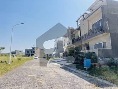 Ready for Construction! 1 Kanal Heighted Location Plot in Block A, Gulberg Residencia Developed & Possession