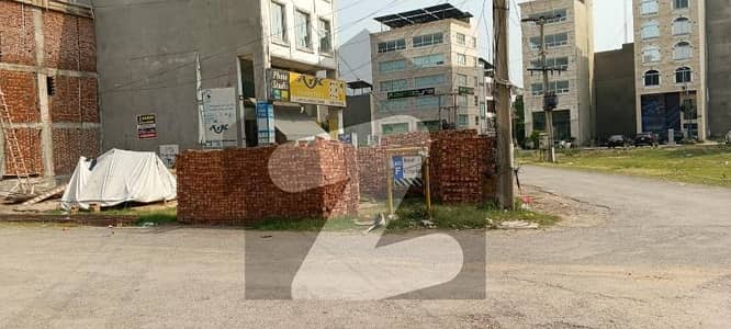 لیک سٹی میڈوز فیز 1 - بلاک ایف لیک سٹی میڈوز فیز 1,لیک سٹی میڈوز,لاہور میں 4 مرلہ کمرشل پلاٹ 4.0 کروڑ میں برائے فروخت۔