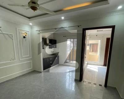 Ideal 5 Marla Upper Portion Has Landed On Market In Green City, Green City