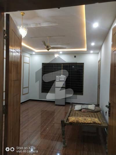 ای ۔ 11 اسلام آباد میں 4 کمروں کا 8 مرلہ مکان 2.2 لاکھ میں کرایہ پر دستیاب ہے۔