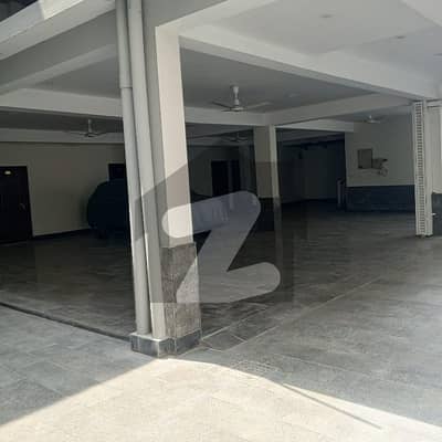 F6 Prime Location House With 15 Bed