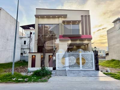Buy Prime Location 5 Marla House At Highly Affordable Price