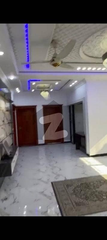 ٹاپ سٹی 1 اسلام آباد میں 5 کمروں کا 1 کنال مکان 7.45 کروڑ میں برائے فروخت۔