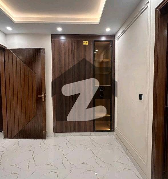 One Bed Apartment Ready To Shift Is Available For Sale In Etihad Town Phase-1 Raiwind Road Lahore. One Bed Apartment Ready To Shift Is Available For Sale In Etihad Town Phase-1 Raiwind Road Lahore.
