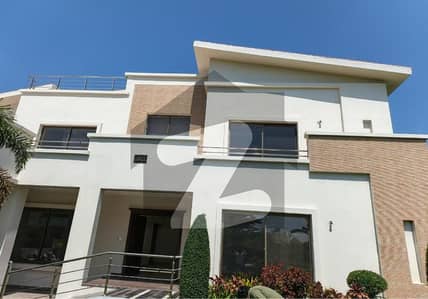 Exclusive 3-Kanal Residence with Spacious Covered Area and Beautiful Green Lawn