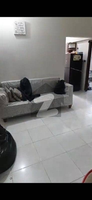 2 bed lounge For Sale