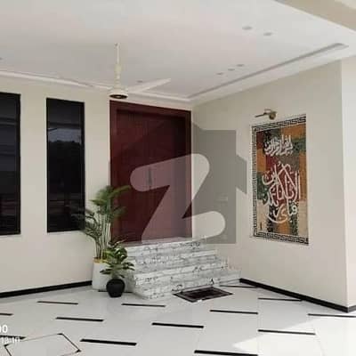بحریہ انکلیو - سیکٹر جے بحریہ انکلیو,بحریہ ٹاؤن,اسلام آباد میں 4 کمروں کا 10 مرلہ مکان 4.5 کروڑ میں برائے فروخت۔