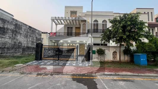 10 Marla Ultra Luxury House Modern Elevation Central Block Phase 1 Bahria Orchard Lahore 10 Marla Ultra Luxury House Modern Elevation Central Block Phase 1 Bahria Orchard Lahore