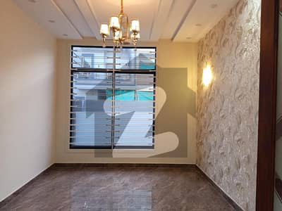Ideal Good Location House Is Available For sale In Gujranwala