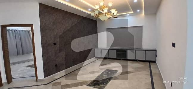 ای ۔ 11/3 ای ۔ 11,اسلام آباد میں 10 کمروں کا 1 کنال مکان 16.0 کروڑ میں برائے فروخت۔