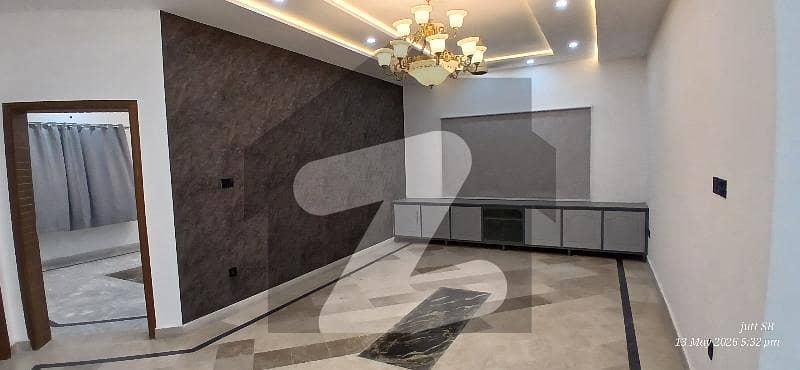 ای ۔ 11/3 ای ۔ 11,اسلام آباد میں 10 کمروں کا 1 کنال مکان 16.0 کروڑ میں برائے فروخت۔ ای ۔ 11/3 ای ۔ 11,اسلام آباد میں 10 کمروں کا 1 کنال مکان 16.0 کروڑ میں برائے فروخت۔