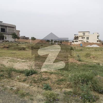 گلبرگ ریزیڈنشیا گلبرگ,اسلام آباد میں 7 مرلہ رہائشی پلاٹ 1.12 کروڑ میں برائے فروخت۔ گلبرگ ریزیڈنشیا گلبرگ,اسلام آباد میں 7 مرلہ رہائشی پلاٹ 1.12 کروڑ میں برائے فروخت۔