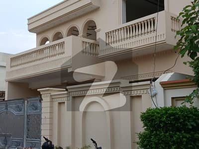اتحاد گارڈن فیز 1 - بلاک اے اتحاد گارڈن فیز 1,اتحاد گارڈن,ایئر پورٹ روڈ,رحیم یار خان میں 5 کمروں کا 10 مرلہ مکان 2.9 کروڑ میں برائے فروخت۔
