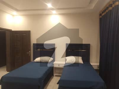 FULLY FURNISHED 01 BEDROOM WITH ATTACH BATH AVAILABLE FOR RENT ONLY FOR MALE BACHLORS