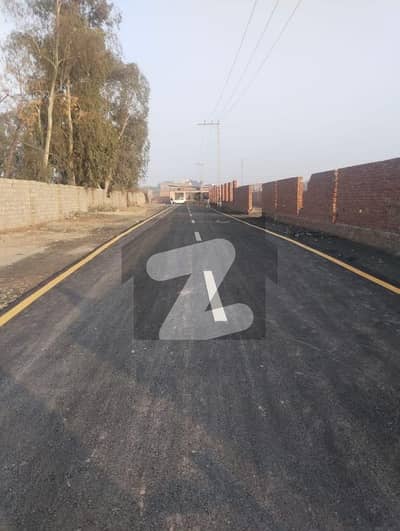 10 MARLA PLOT FOR SALE HOT LOCATION