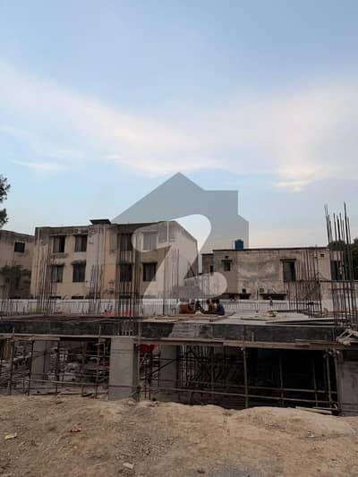 پائن ایونیو لاہور میں 2 مرلہ Studio دفتر 1.29 کروڑ میں برائے فروخت۔