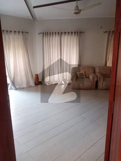18 Marla Upper Portion Available For Rent 18 Marla Upper Portion Available For Rent
