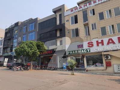 ڈی ایچ اے فیز2 - سیکٹرای کمرشل ایریا ڈی ایچ اے ڈیفینس فیز 2,ڈی ایچ اے ڈیفینس,اسلام آباد میں 5 مرلہ Studio دفتر 1.25 لاکھ میں کرایہ پر دستیاب ہے۔ ڈی ایچ اے فیز2 - سیکٹرای کمرشل ایریا ڈی ایچ اے ڈیفینس فیز 2,ڈی ایچ اے ڈیفینس,اسلام آباد میں 5 مرلہ Studio دفتر 1.25 لاکھ میں کرایہ پر دستیاب ہے۔