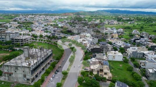 B Block Heighted 4kanal Non Developed Plot For Sale