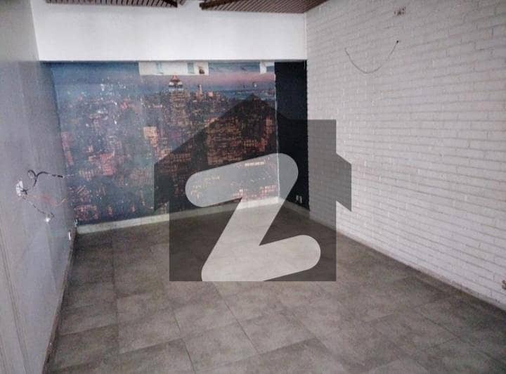 Centrally Located House Available In Clifton For rent Centrally Located House Available In Clifton For rent