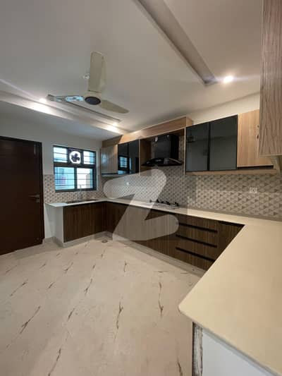Best Investment Opportunity | Brand New 12 Marla 4 Bedroom Apartment for Sale in Askari 12 Lahore