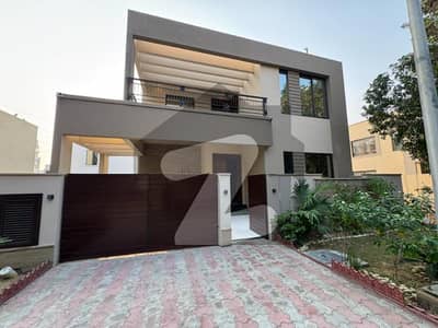 Bahria Town Karachi 5-Bed Luxury Designer Villa for Sale in Precinct-1 Overseas Block Near Main Entrance of Bahria Town Karachi!