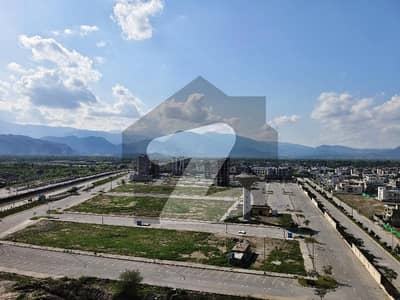 Ideal Location 1 Kanal Boulevard Plot Close To Mosque, Mart And Park Series 500 For Sale