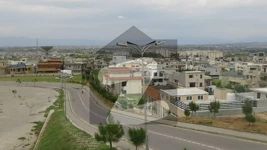 Prime 1 Kanal Residential Plot in the Heart of DHA Phase 3, Sector E