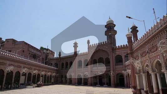 صدر پشاور میں 2 کمروں کا 3 مرلہ فلیٹ 1.0 کروڑ میں برائے فروخت۔