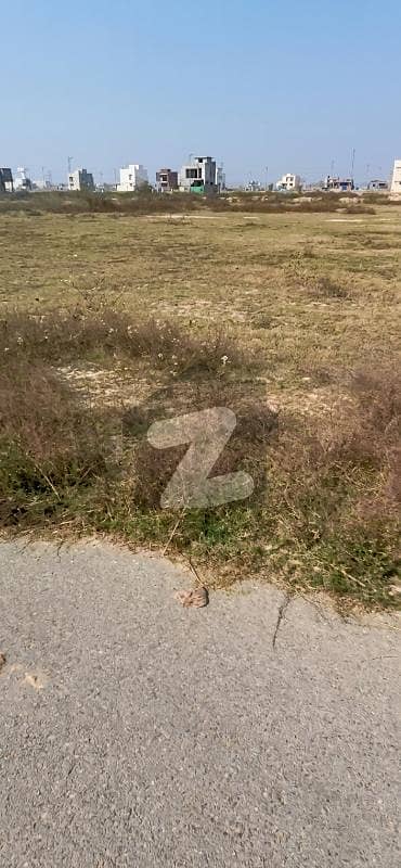 Z4 Park Facing & Road Level Possession Plot