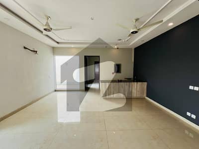 1 KANAL ELEGANT SUPER HOT LOCATED BUNGALOW IS AVAILABLE IN THE BEST BLOCK OF DHA LAHORE