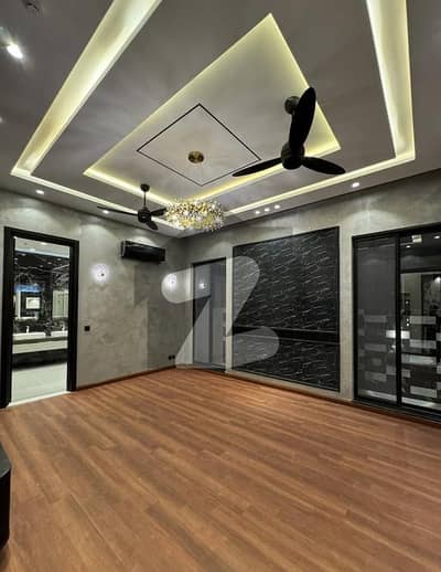 Sector C 14 Marla Designer Upper Portion For Rent Very Near To Mosque Market And Park