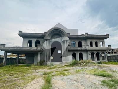D Block 5Kanal Structure Prime Location For Sale Gulberg Green Islamabad in D Block