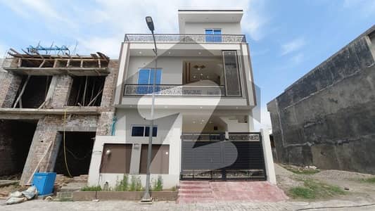 Double Storey 5 Marla House Available In Taj Residencia - Lily Block For sale