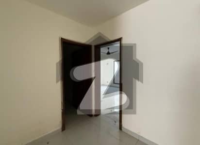 Prime Location 500 Square Yards House For sale In Beautiful Bahria Town - Precinct 4