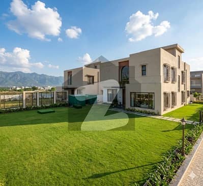 F-7 Islamabad 666 Sq Yards House + 4 Kanal Extra Corner Land | Dead-End Street | Rare Opportunity