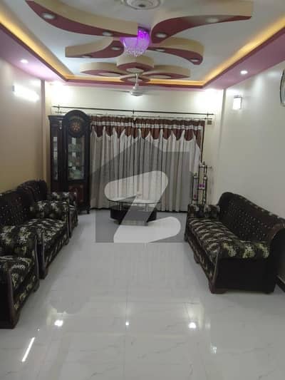 5 Bed DD TOWN HOUSE AVAILABLE FOR SALE LOCATED AT HILL PARK BLOCK 7/8 NEAR DMS FAMILY PARK