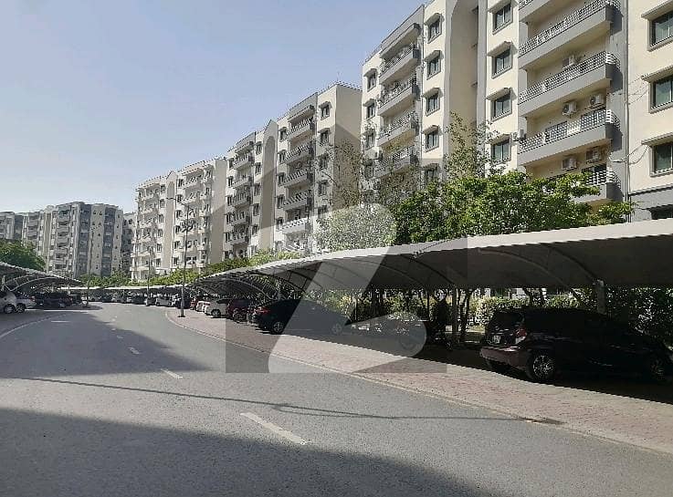 Stunning 12 Marla Flat In Askari 11 Available Stunning 12 Marla Flat In Askari 11 Available