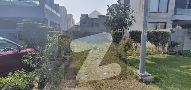 ڈی ایچ اے فیز 6 - بلاک این فیز 6,ڈیفنس (ڈی ایچ اے),لاہور میں 1 کنال رہائشی پلاٹ 4.65 کروڑ میں برائے فروخت۔ ڈی ایچ اے فیز 6 - بلاک این فیز 6,ڈیفنس (ڈی ایچ اے),لاہور میں 1 کنال رہائشی پلاٹ 4.65 کروڑ میں برائے فروخت۔